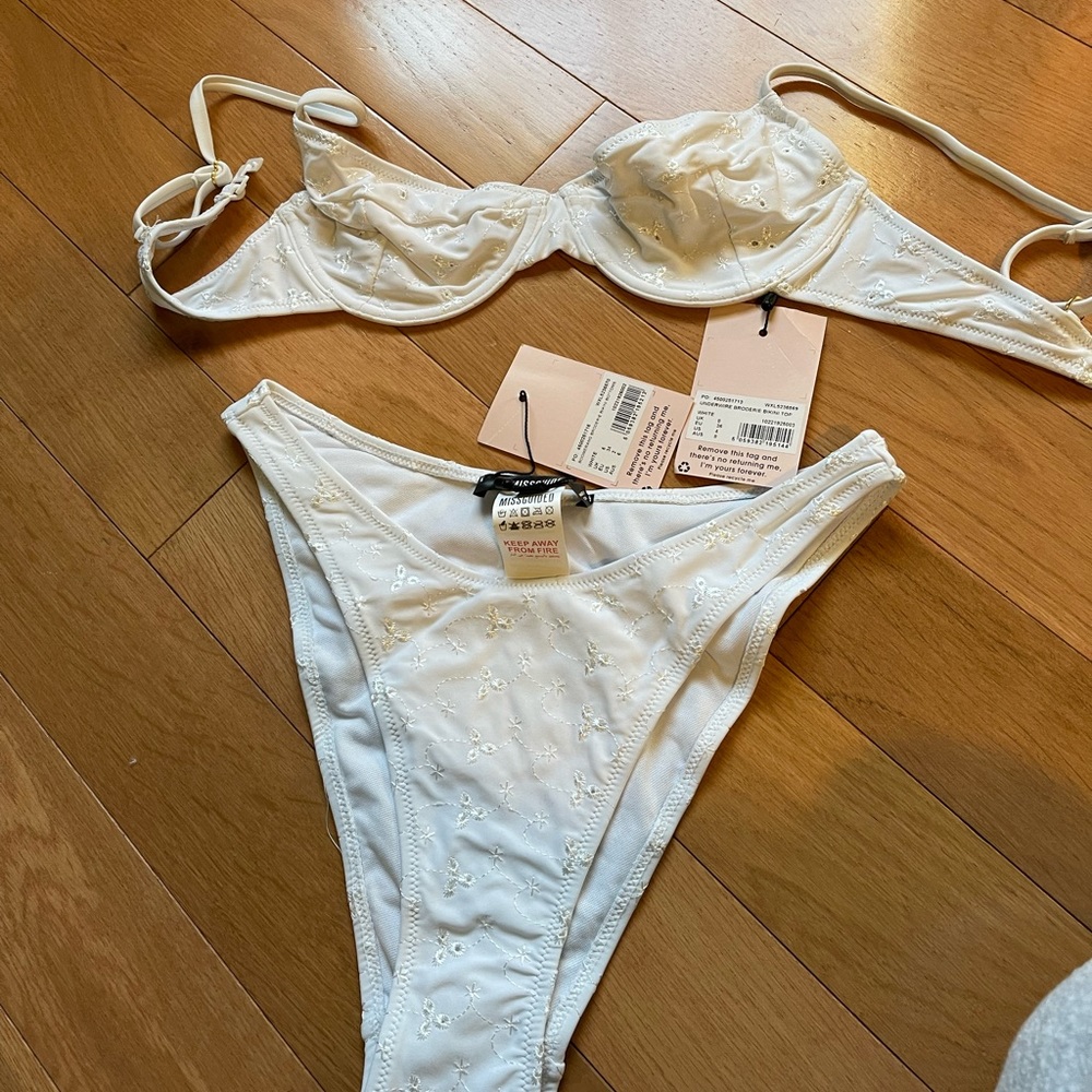 Missguided pointelle bikini